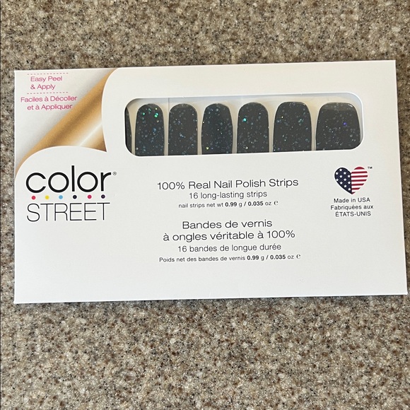 Color Street Oceans Apart Nail Polish Strips - Picture 2 of 3